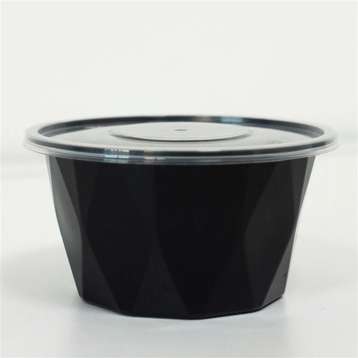Plastic Bowls for Every Dish - From Salads to Soups (6) Plastic Bowls for Every Dish - From Salads to Soups (6)
